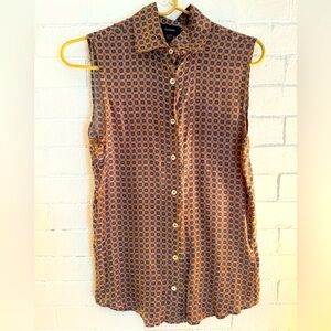 Façonnable women’s sleeveless button down size: 2